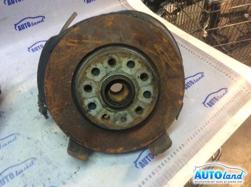 Fuzeta Stanga SKODA OCTAVIA (1Z3) 2004-2025