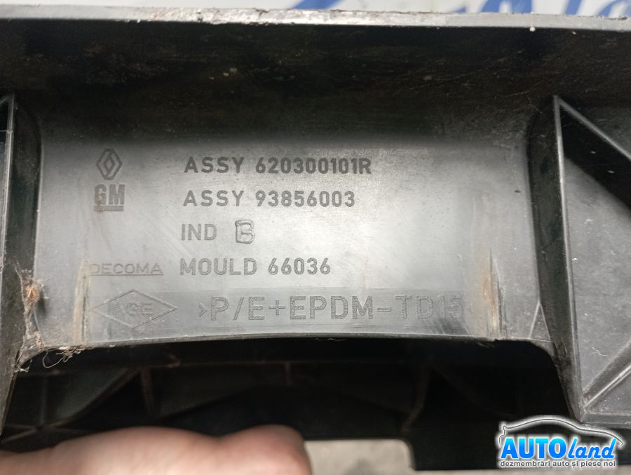 Grila Bara OPEL VIVARO B 2014-2018 Cod 620300101R