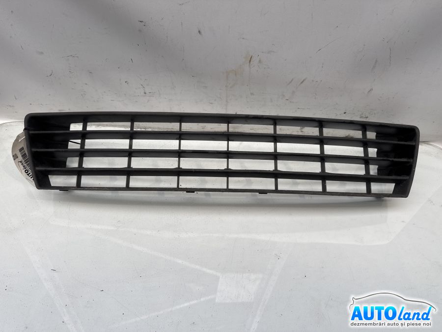 Grila Bara VOLKSWAGEN GOLF PLUS (5M1,521) 2005-2025 Cod 5M0853677