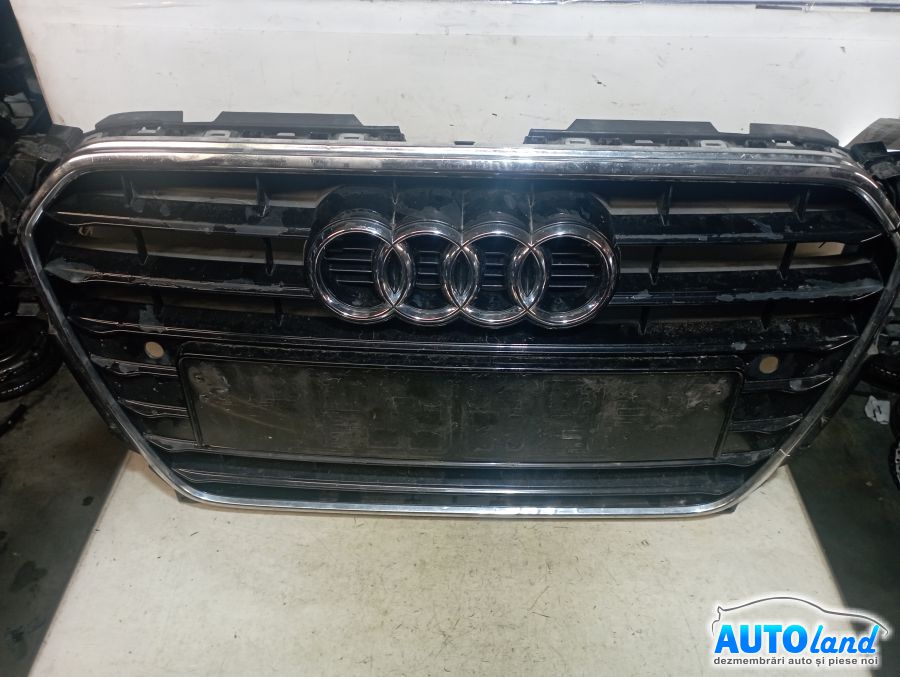 Grila Intre Faruri AUDI A4 (8K2) 2007-2025 Cod 8K0853651E
