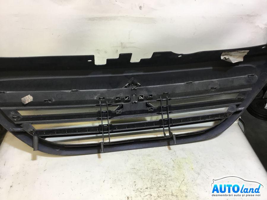 Grila Intre Faruri CITROEN C3 (FC_) 2002-2025 Cod 9647156780