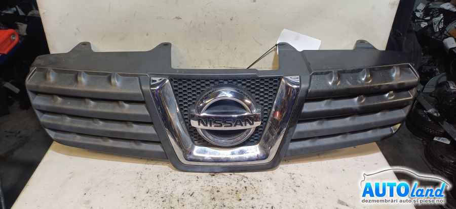 Grila Intre Faruri NISSAN QASHQAI (J10,JJ10) 2007-2026 Cod 62310JD00B