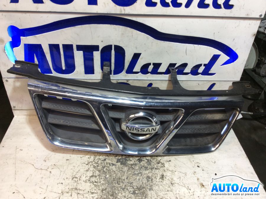 Grila Intre Faruri NISSAN X-TRAIL (T30) 2001-2025 Cod 623108H700