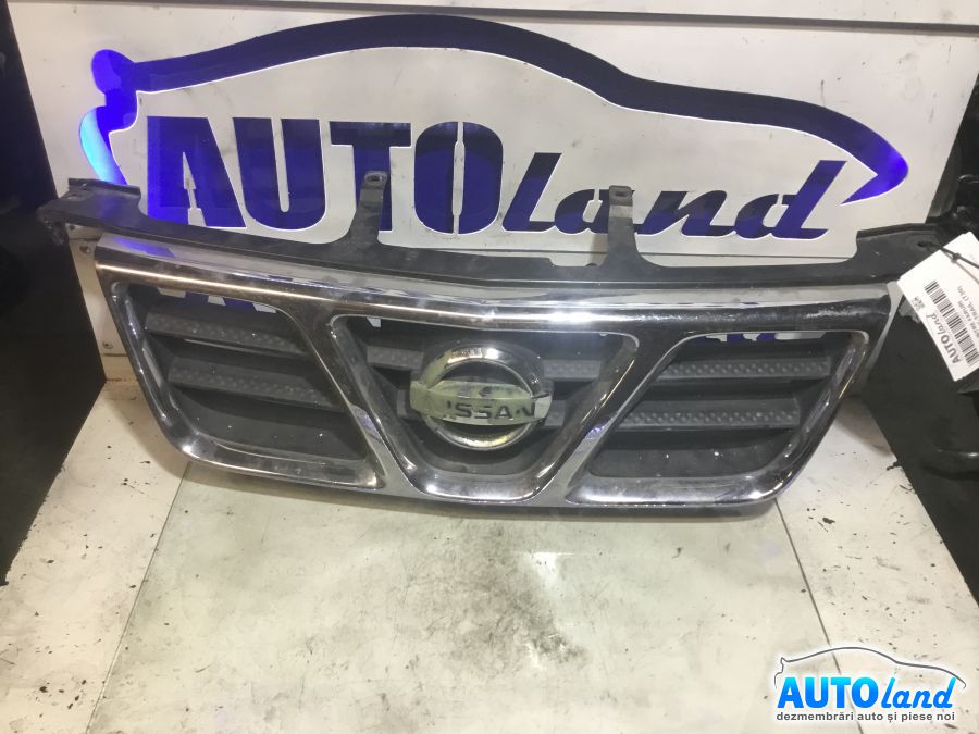 Grila Intre Faruri NISSAN X-TRAIL (T30) 2001-2025