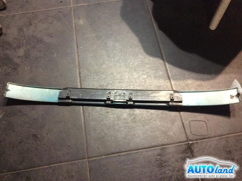 Grila Intre Faruri PEUGEOT BOXER bus (230P) 1994-2002