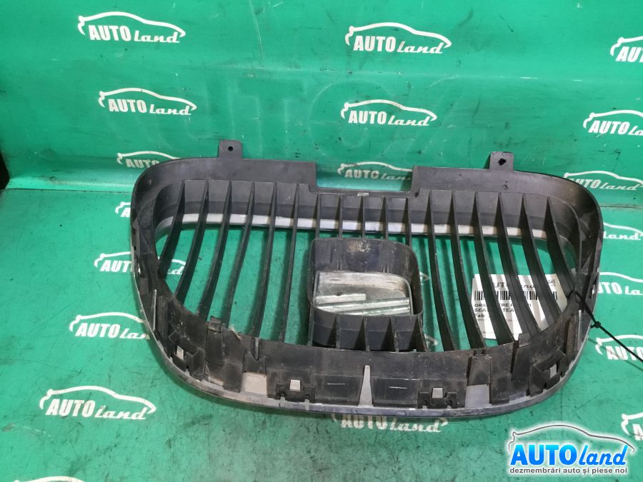 Grila Intre Faruri SEAT ALTEA (5P1) 2004-2025 Cod 5P0853654