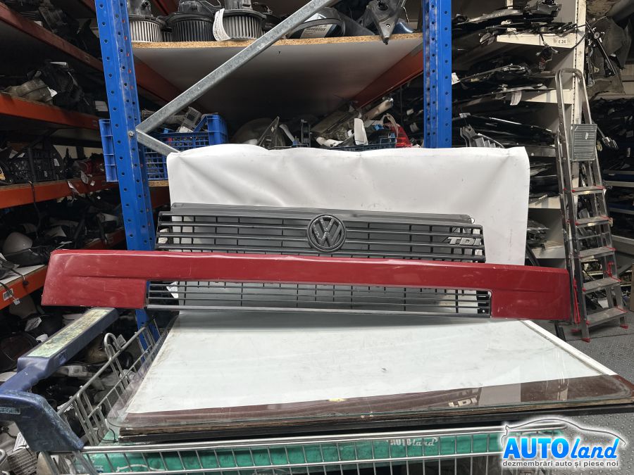 Grila Intre Faruri VOLKSWAGEN TRANSPORTER IV bus (70XB,70XC,7DB,7DW) 1990-2003