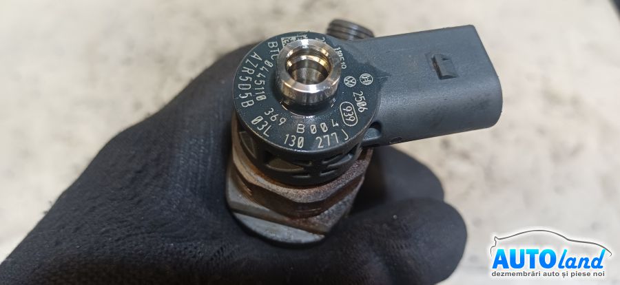 Injector AUDI A5 Sportback (8TA) 2009-2026 Cod 03L130277J