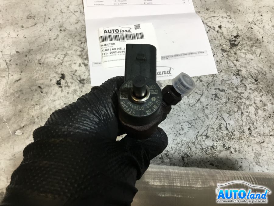 Injector AUDI A8 (4E_) 2002-2010 Cod 0445110158