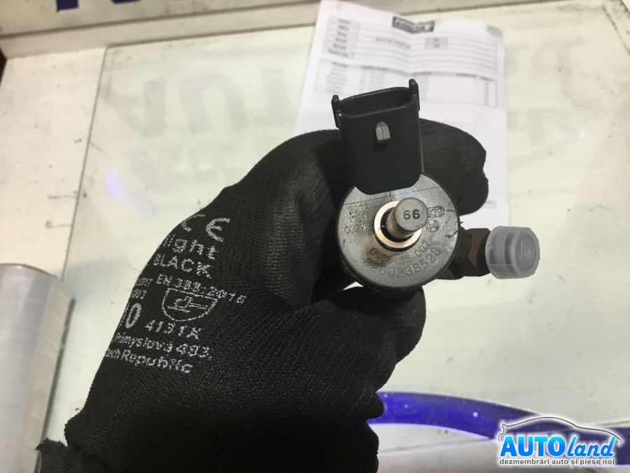 Injector RENAULT LAGUNA II (BG0/1_) 2001-2025 Cod 0986435007