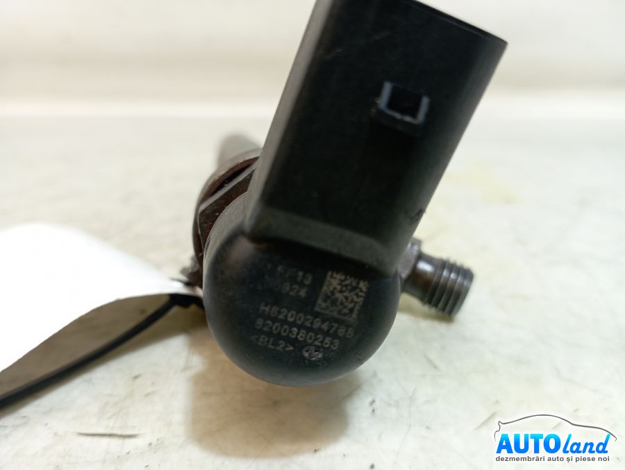 Injector RENAULT MEGANE II (BM0/1_,CM0/1_) 2002-2025 Cod 8200294788