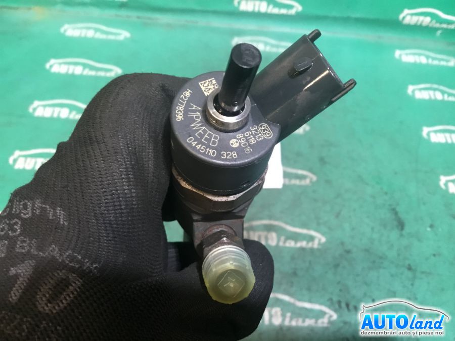 Injector RENAULT MEGANE III Hatchback (BZ0/1_) 2008-2025 Cod 0445110328