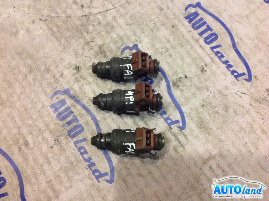 Injector SKODA FABIA (6Y2) 1999-2025 Cod 047206031