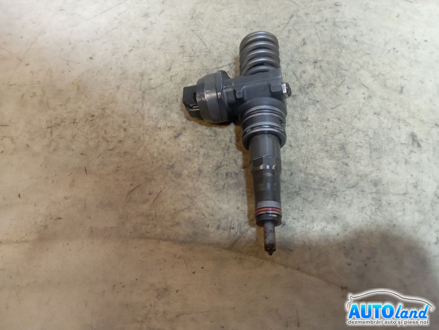 Injector VOLKSWAGEN TOURAN (1T1,1T2) 2003-2025 Cod 038130073BN
