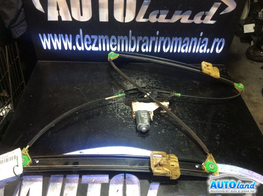 Macara geam AUDI A4 (8K2) 2007-2025 Cod 8K0837462