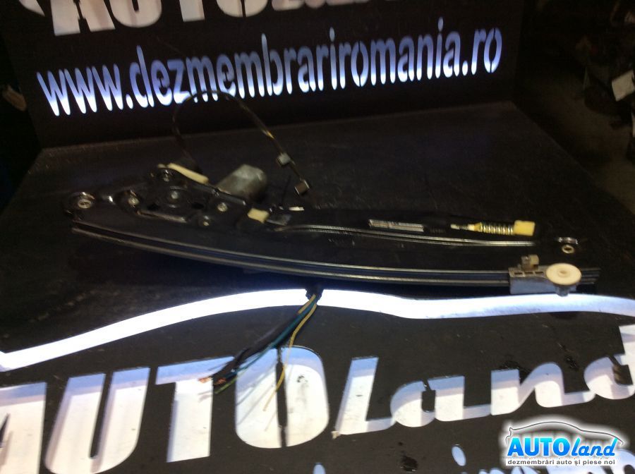 Macara geam BMW 7 (E65,E66) 2001-2025 Cod 7024814E