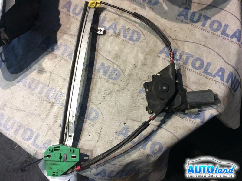 Macara geam FORD FIESTA IV (JA_,JB_) 1995-2002 Cod 0130821682