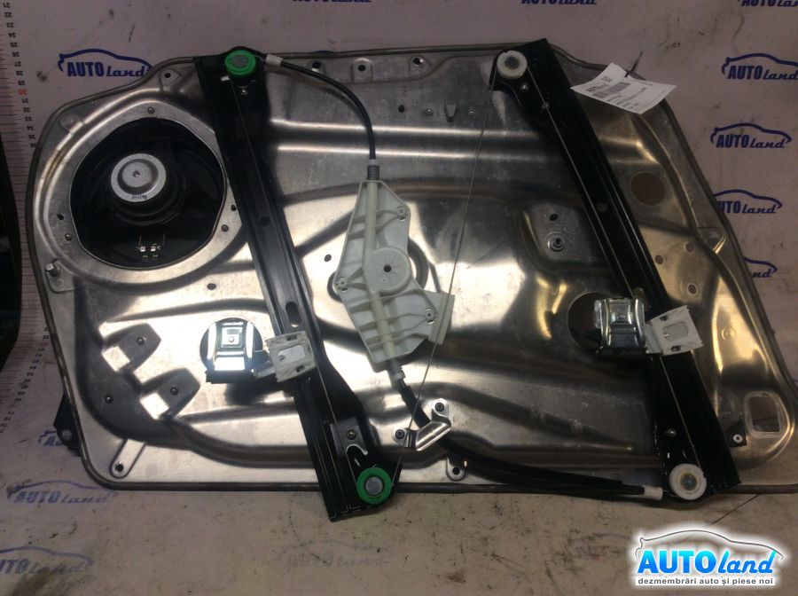 Macara geam MERCEDES-BENZ C CLASS (W204) 2007-2025 Cod A2047600634
