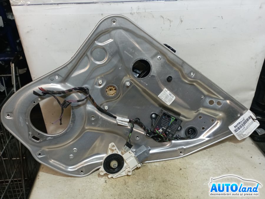 Macara Geam MERCEDES-BENZ E-CLASS (W212) 2009-2025 Cod A2048200642