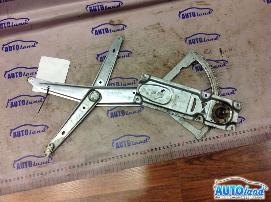 Macara geam OPEL CORSA B (73_,78_,79_,F35_) 1993-2000 Cod 90388861