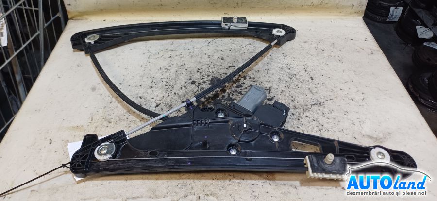 Macara Geam PEUGEOT 5008 2009-2026 Cod 9810488980