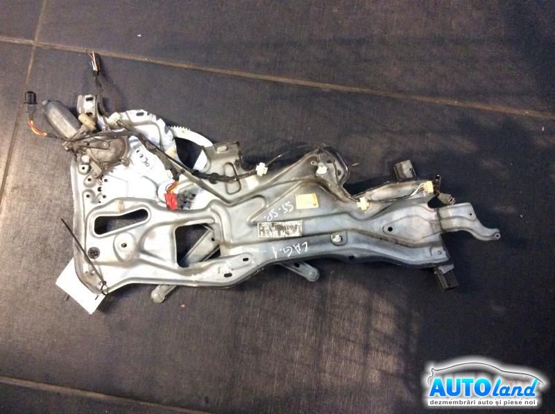Macara geam RENAULT LAGUNA I (B56_,556_) 1993-2001 Cod 7701672413