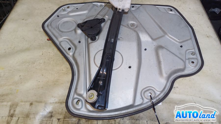 Macara Geam SKODA OCTAVIA (1Z3) 2004-2025 Cod 117781G