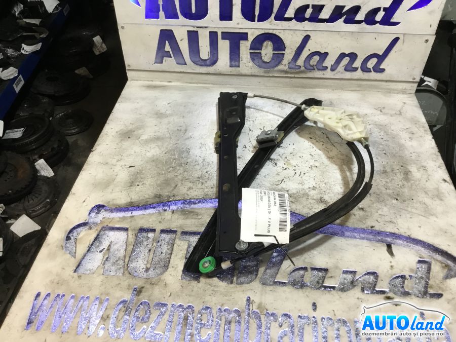 Macara geam VOLKSWAGEN GOLF V PLUS (5M1) 2005-2025 Cod 998576102