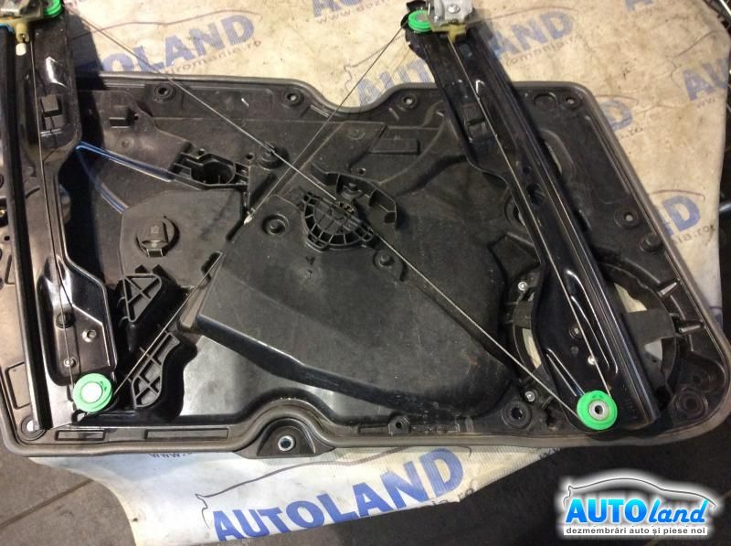 Macara geam VOLKSWAGEN GOLF VI 2008-2025 Cod 5K0837462B