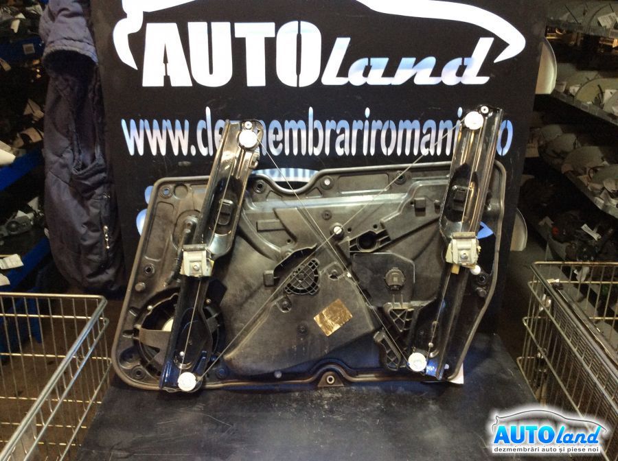 Macara geam VOLKSWAGEN GOLF VI 2008-2025 Cod 5K1837729P