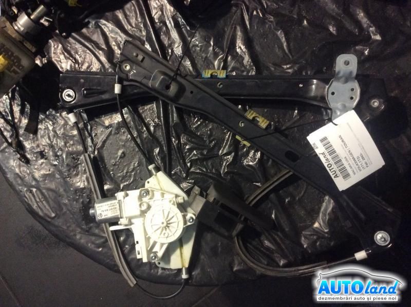Macara geam VOLKSWAGEN TOURAN (1T1,1T2) 2003-2025