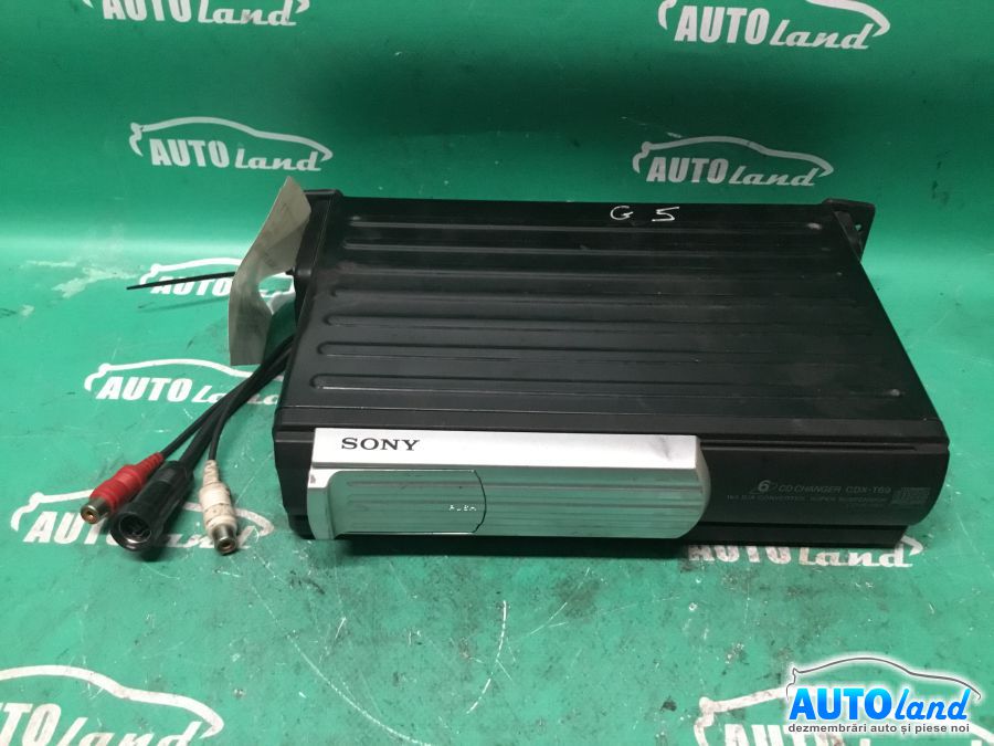 Magazie CD VOLKSWAGEN GOLF V (1K1) 2003-2025 Cod CDXT69