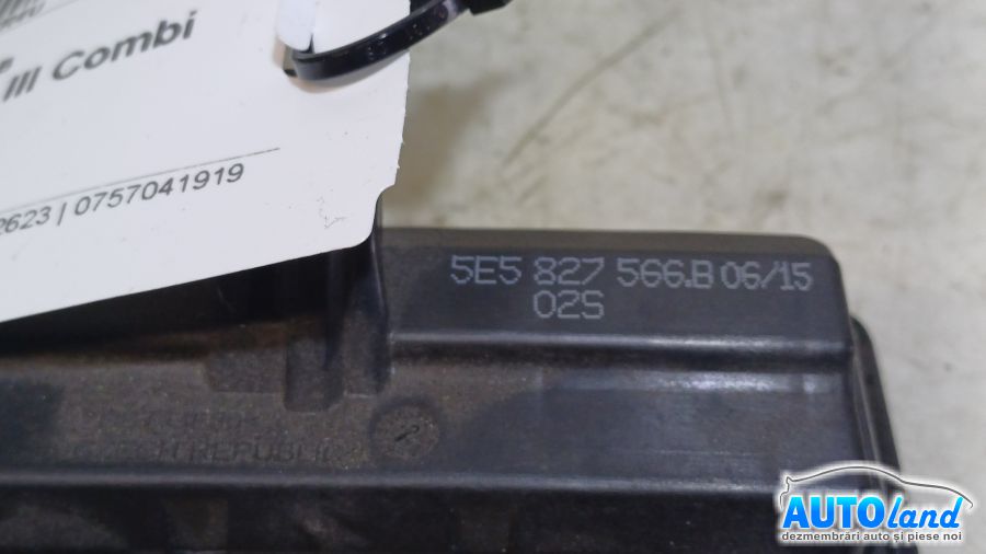 Maner Usa SKODA Octavia III Combi 2017-2019 Cod 5E5827566B