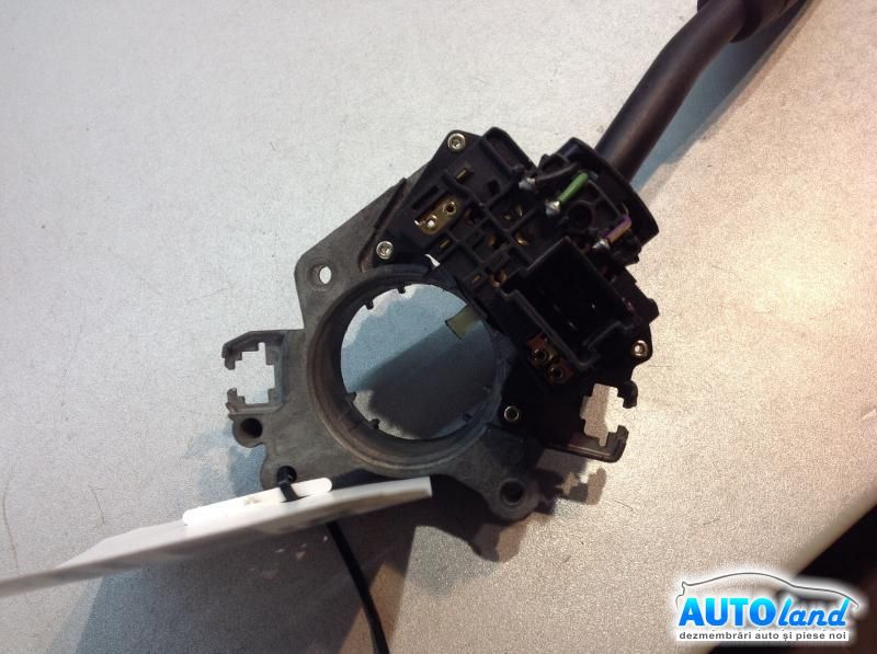 Maneta Semnalizare MERCEDES-BENZ CLK Cabriolet (A208) 1998-2002 Cod A2085450010