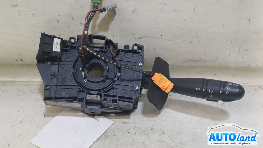Maneta Semnalizare RENAULT CLIO II (BB0/1/2_,CB0/1/2_) 1998-2025 Cod 8200058670