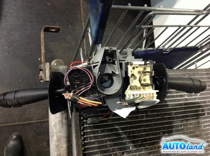 Maneta Semnalizare RENAULT SCENIC I (JA0/1_) 1999-2003 Cod 7700428202