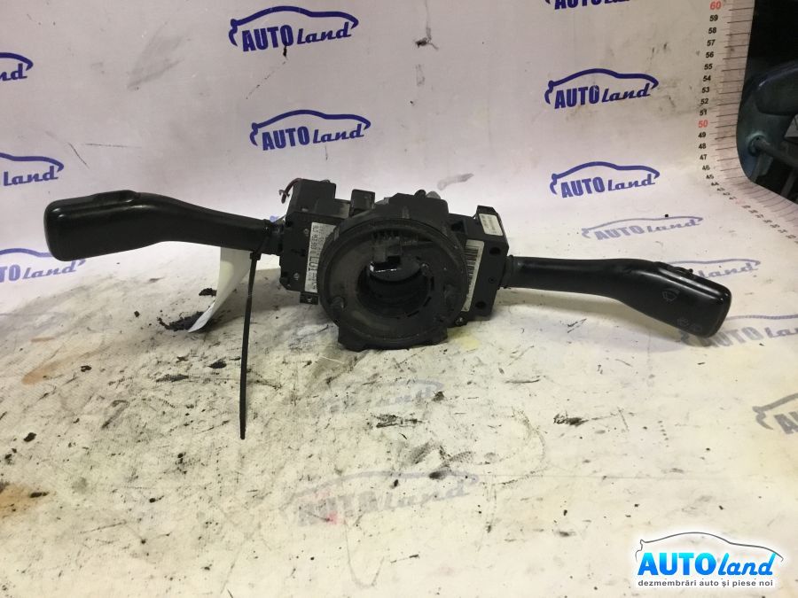 Maneta Semnalizare VOLKSWAGEN GOLF IV (1J1) 1997-2005 Cod 8L0953513G