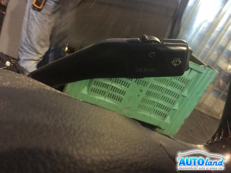 Maneta Semnalizare VOLKSWAGEN JETTA III (1K2) 2005-2010