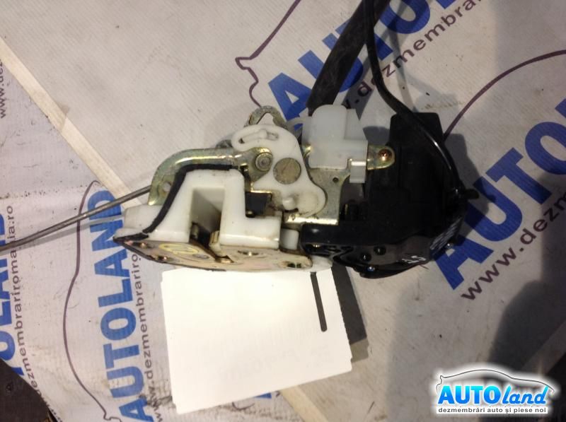 Modul electronic MERCEDES-BENZ C-CLASS (W203) 2000-2025 Cod 2038201385