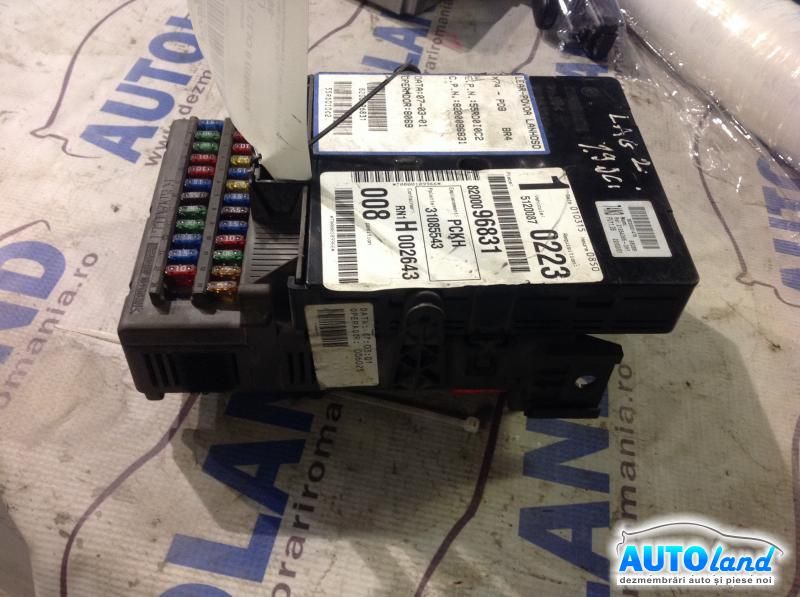 Modul electronic RENAULT CLIO II (BB0/1/2_,CB0/1/2_) 1998-2025 Cod 8200001476