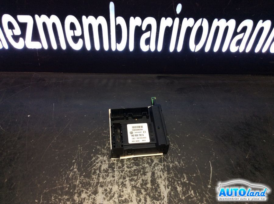 Modul electronic VOLKSWAGEN TOURAN (1T1,1T2) 2003-2025 Cod 1K0959792G