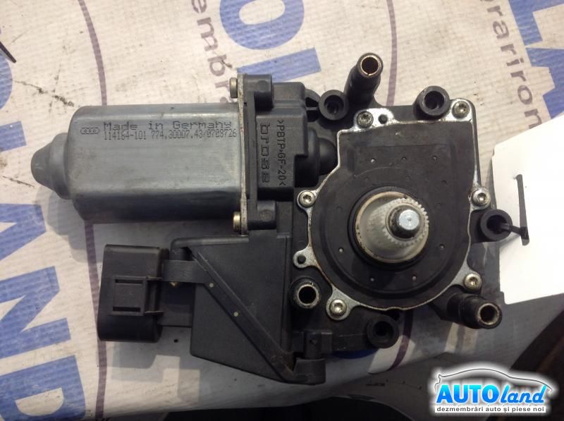 Motoras Macara AUDI A4 (8D2,B5) 1995-2000 Cod 8D0959802D