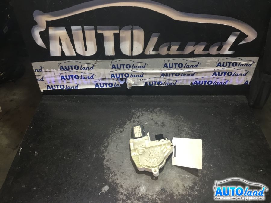 Motoras Macara AUDI A6 (4F2,C6) 2004-2011 Cod 4F0959802D