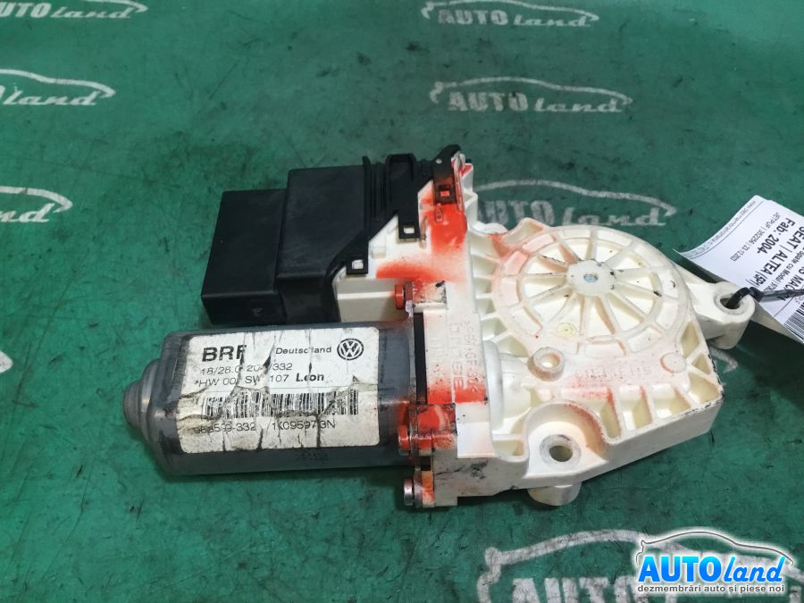 Motoras Macara SEAT ALTEA (5P1) 2004-2025 Cod 973622105