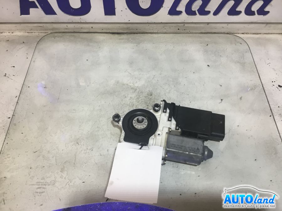 Motoras Macara VOLKSWAGEN GOLF IV (1J1) 1997-2005