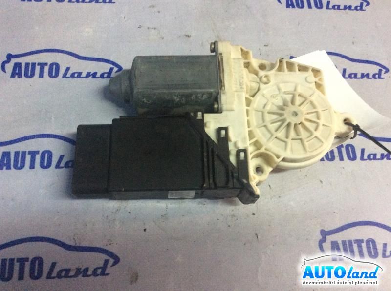 Motoras Macara VOLKSWAGEN GOLF IV (1J1) 1997-2005 Cod 101430202