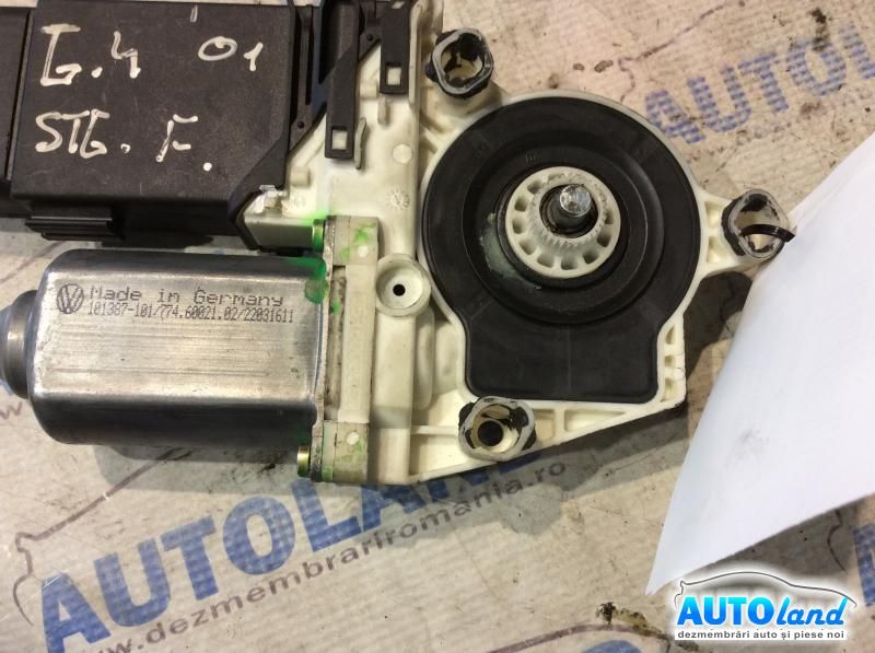 Motoras Macara VOLKSWAGEN GOLF IV (1J1) 1997-2005 Cod 1J2959801D