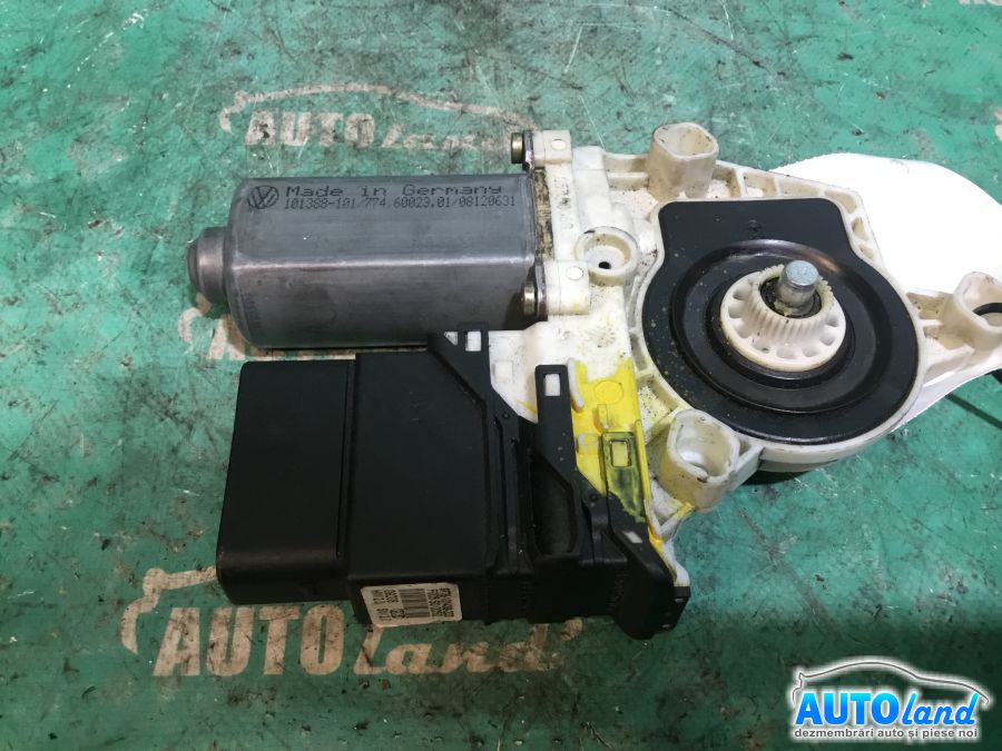 Motoras Macara VOLKSWAGEN GOLF IV (1J1) 1997-2005 Cod 1J4959812C
