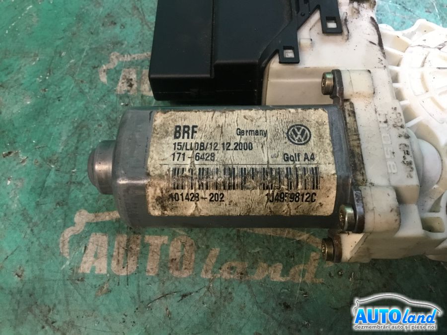 Motoras Macara VOLKSWAGEN GOLF IV (1J1) 1997-2005 Cod 1J4959812C