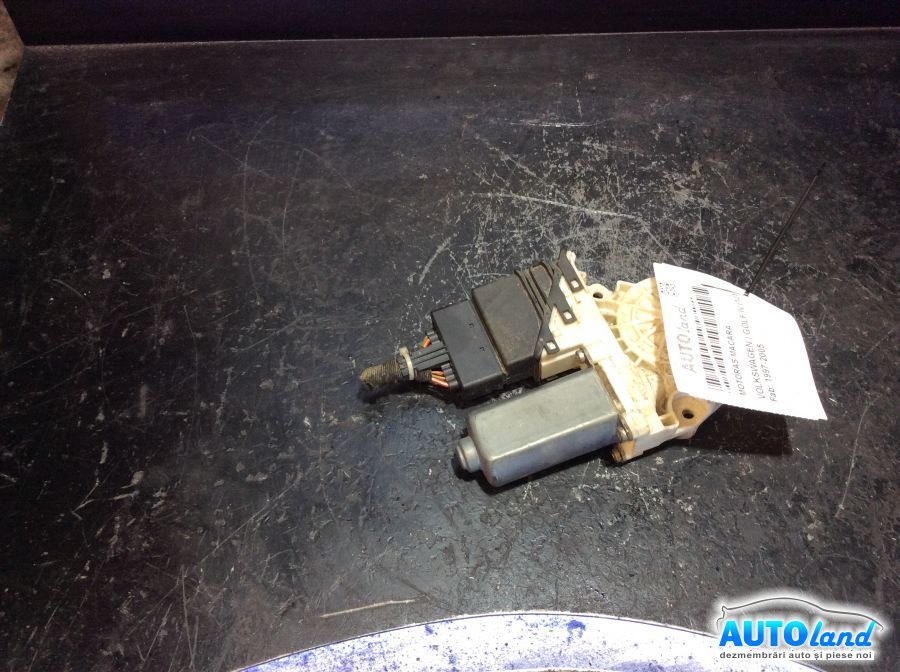 Motoras Macara VOLKSWAGEN GOLF IV (1J1) 1997-2005 Cod 101388101
